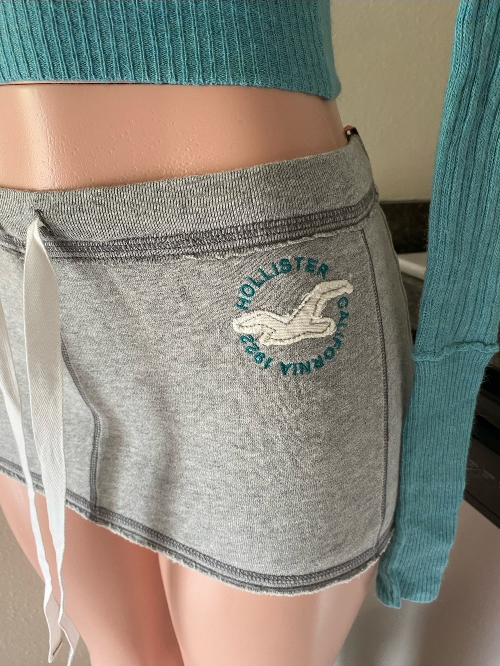 NWT y2k Hollister low rise micro mini grey skirt